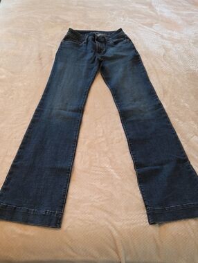 Wrangler Dark Blue Flare Jeans for Women Size W1 L36